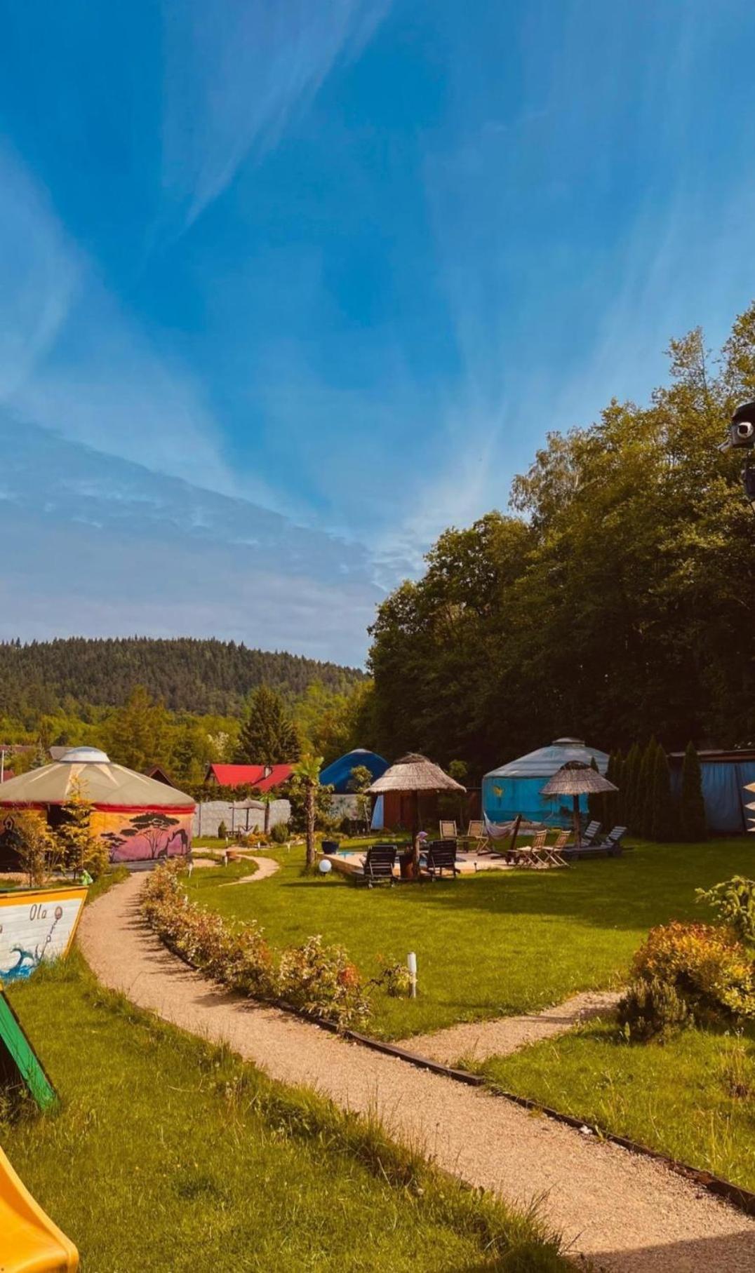 Aloha Glamp - Okragle Domki Przy Rzece - Balia I Sauna - Energylandia Zagornik Extérieur photo
