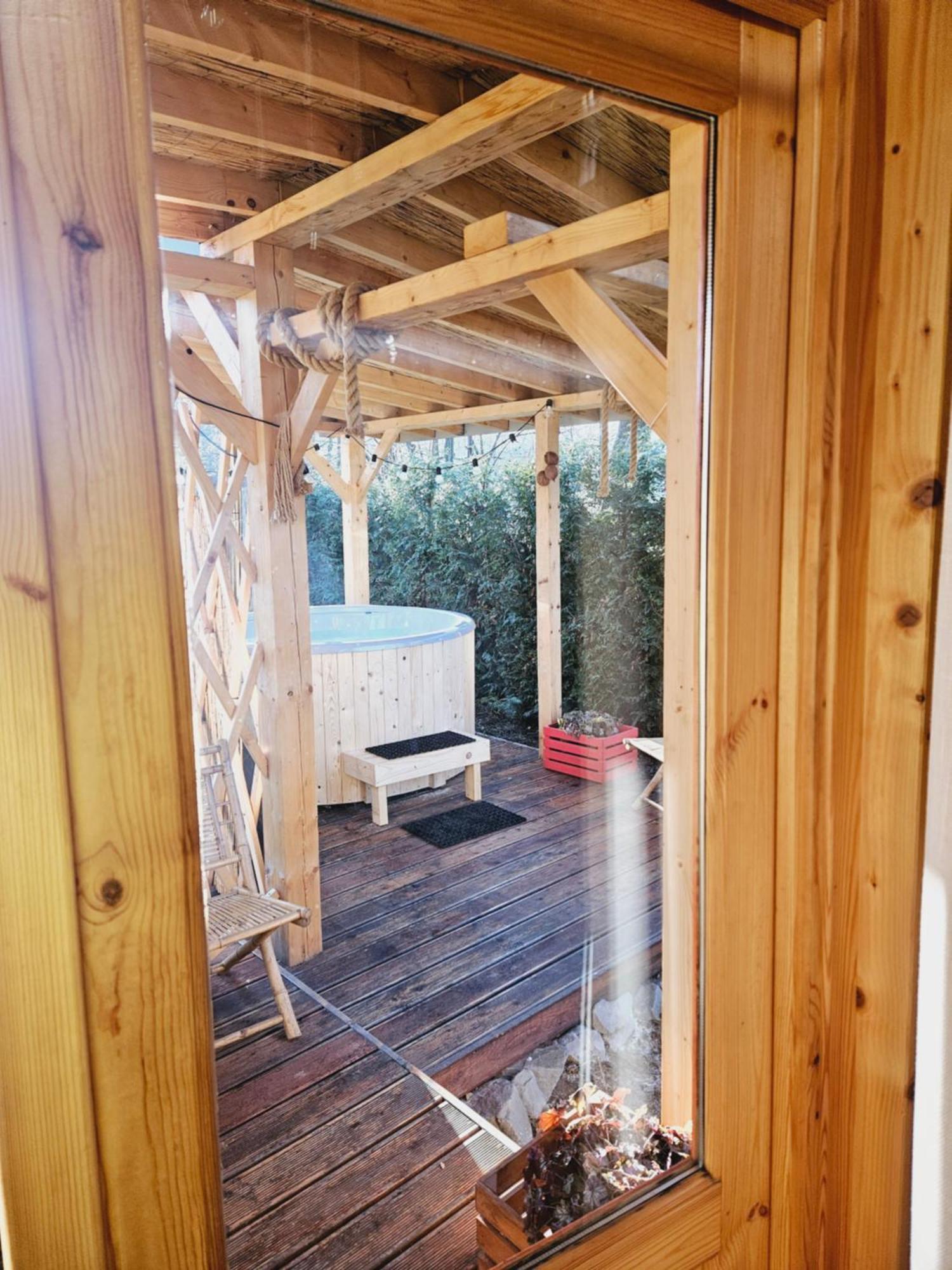 Aloha Glamp - Okragle Domki Przy Rzece - Balia I Sauna - Energylandia Zagornik Extérieur photo