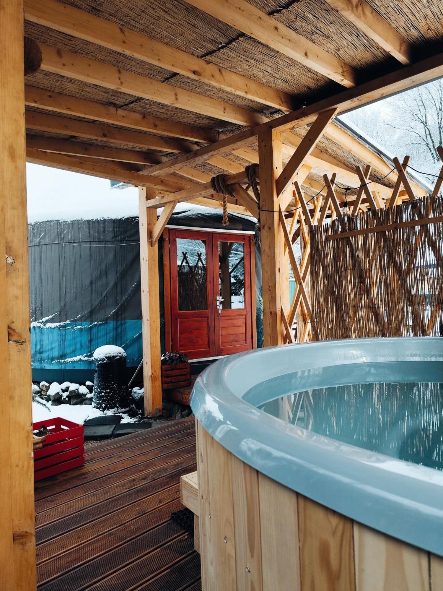 Aloha Glamp - Okragle Domki Przy Rzece - Balia I Sauna - Energylandia Zagornik Extérieur photo